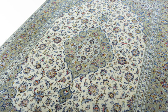 Image 1 of Tapis Keshan en liège noué à la main 307 X 203 cm