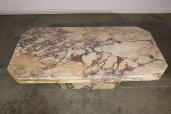 Image 1 of Table de salon en marbre italien