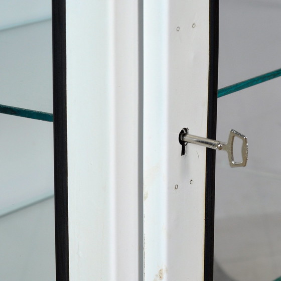 Image 1 of Cabinet médical vintage, 1970's