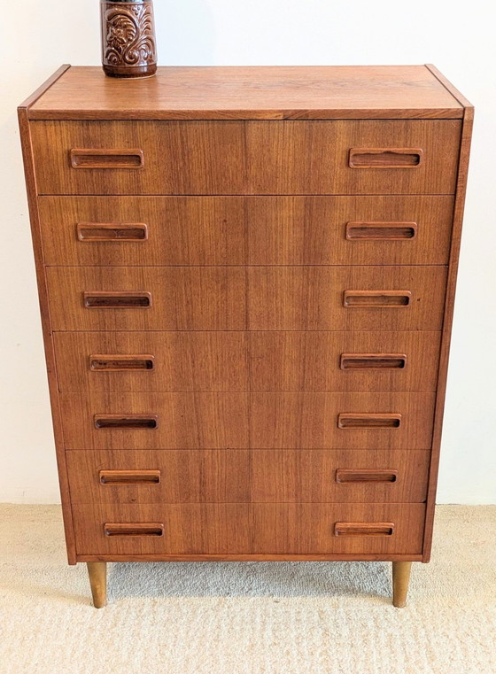 Image 1 of Commode vintage au design scandinave