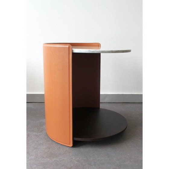 Image 1 of Table d'appoint vintage Harmon en aluminium et cuir par Camerich