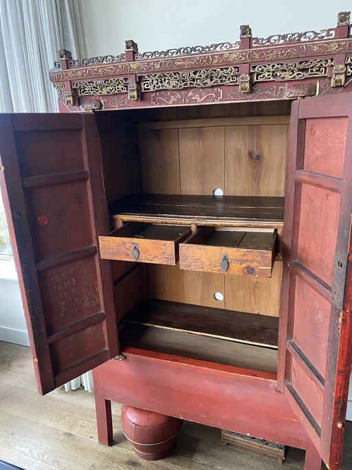 Armoire nuptiale chinoise avec accessoires