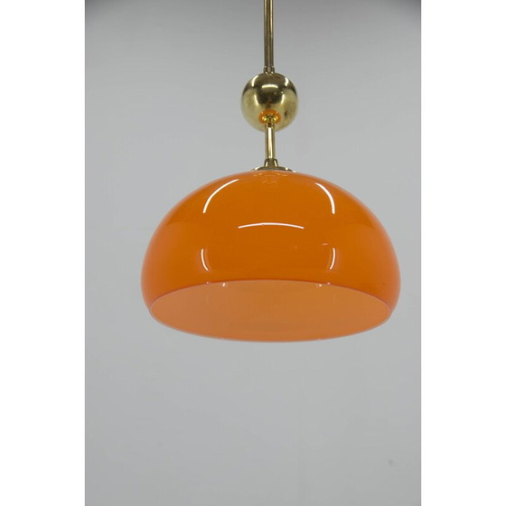 Image 1 of Lampe suspendue vintage en verre orange et laiton, Tchécoslovaquie 1980