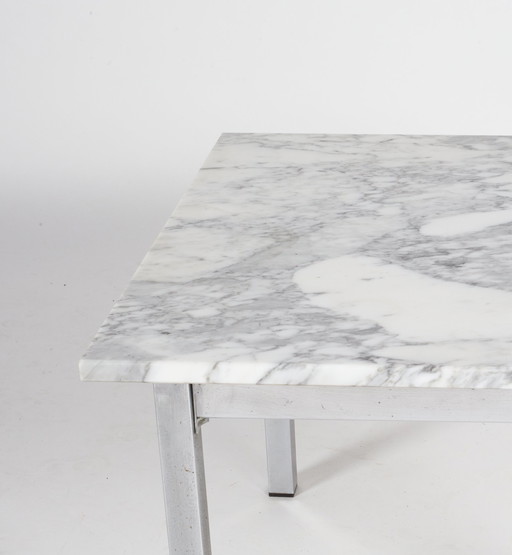 Table basse postmoderne en marbre et chrome