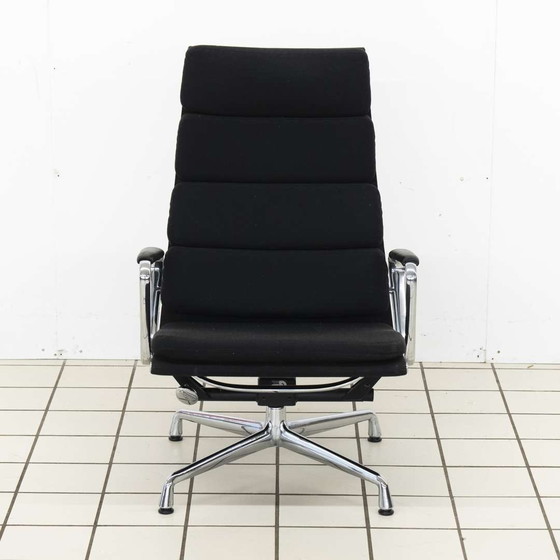 Image 1 of Vitra Eames Ea222 Soft Pad Lounge Chair