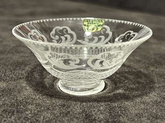 Image 1 of Petite coupe en verre Orrefors signée et datée par Simon Gate. 1927.