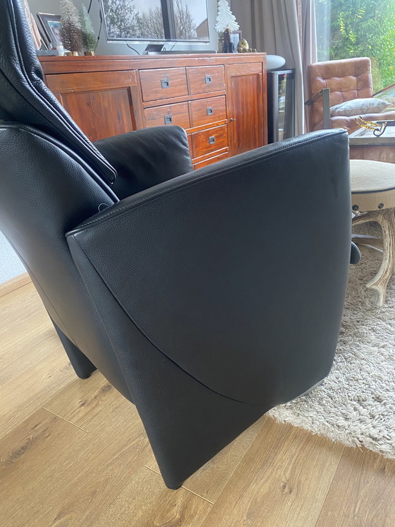 Image 1 of Fauteuil Jori en cuir noir