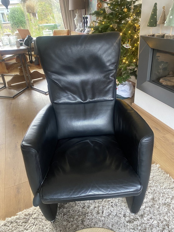 Image 1 of Fauteuil Jori en cuir noir