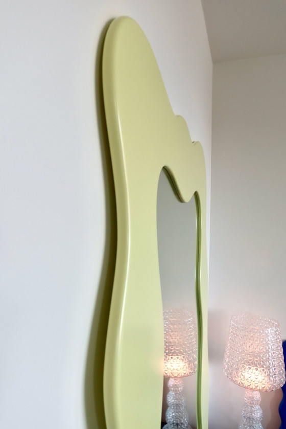 Image 1 of Miroir ondulé - MEAUI. STUDIO