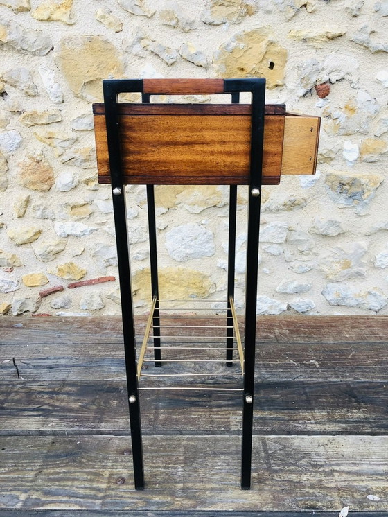 Image 1 of Table d'appoint vintage avec porte-revues 1960's