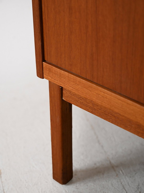 Image 1 of Bibliothèque scandinave avec compartiment de rangement