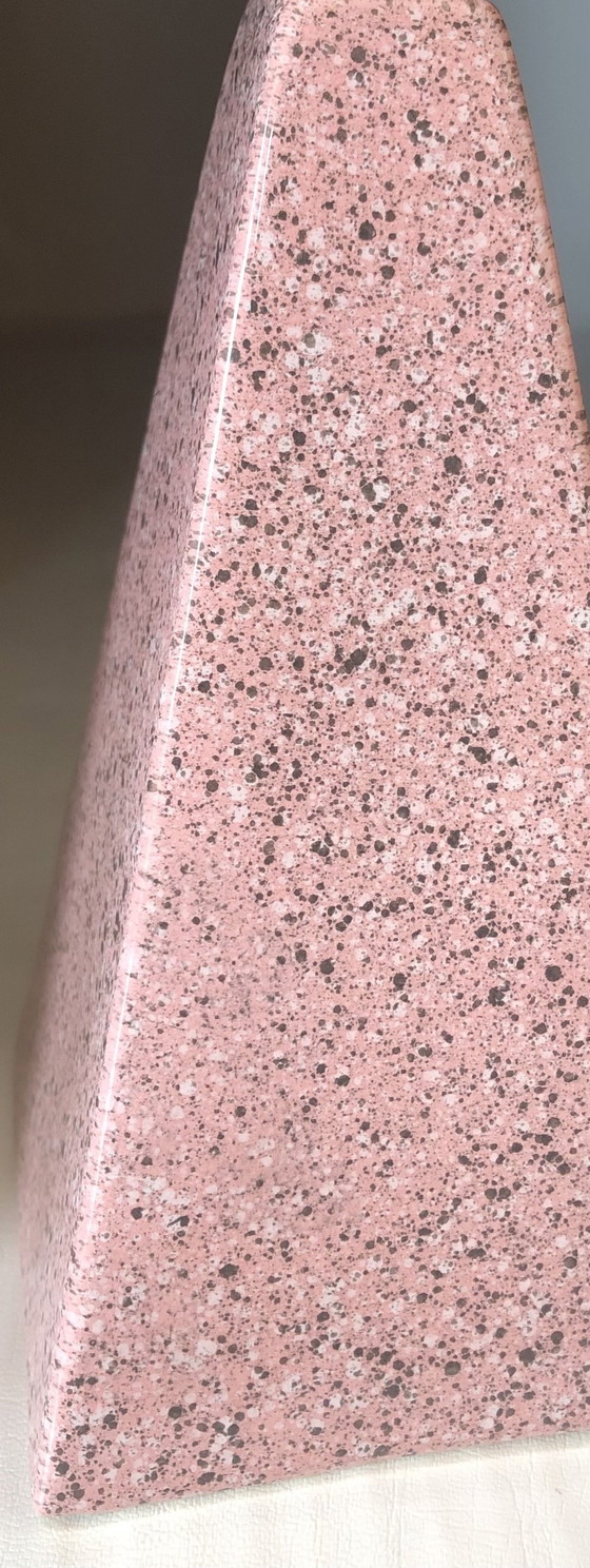 Image 1 of Lampe Pyramidale En Porcelaine De Bruxelles Effet Terrazzo Rosé 