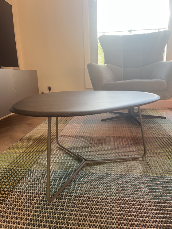 Image 1 of Table basse tripode Pode