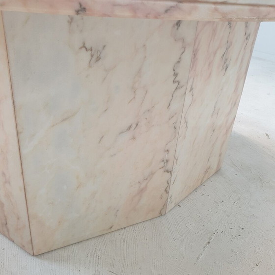 Image 1 of Table basse ovale en marbre vintage italien, 1970