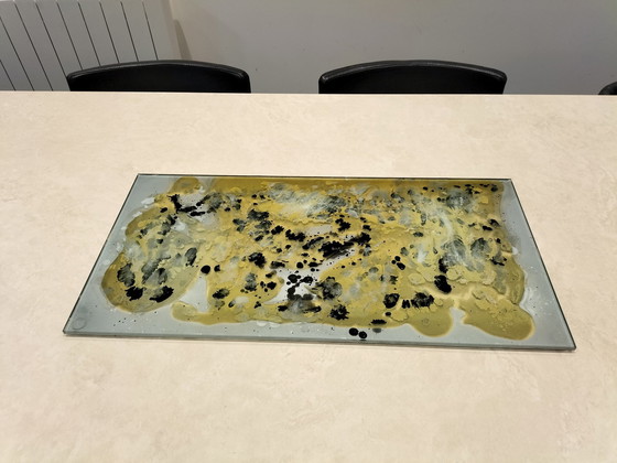 Image 1 of Centre De Table En Verre Signé