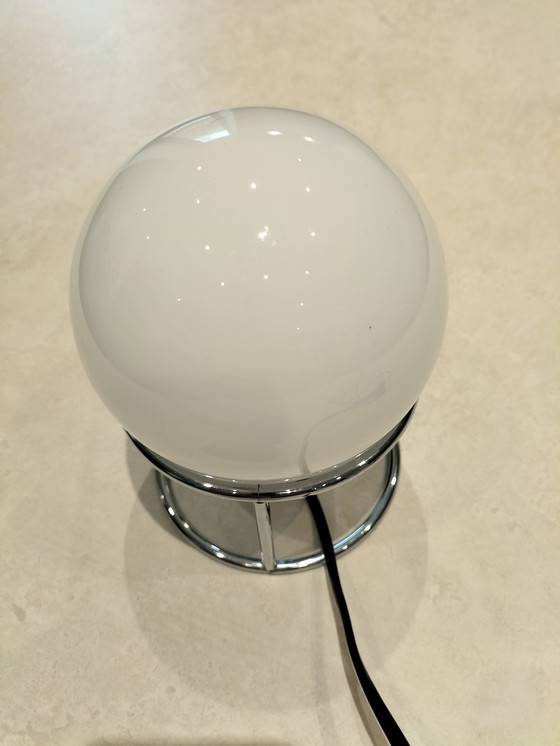 Image 1 of Lampe En Métal Chromé Et Boule En Opaline