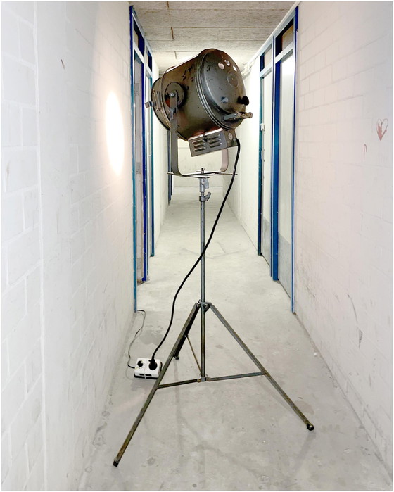 Image 1 of Lampe Cremer Oldskool Filmspot Design