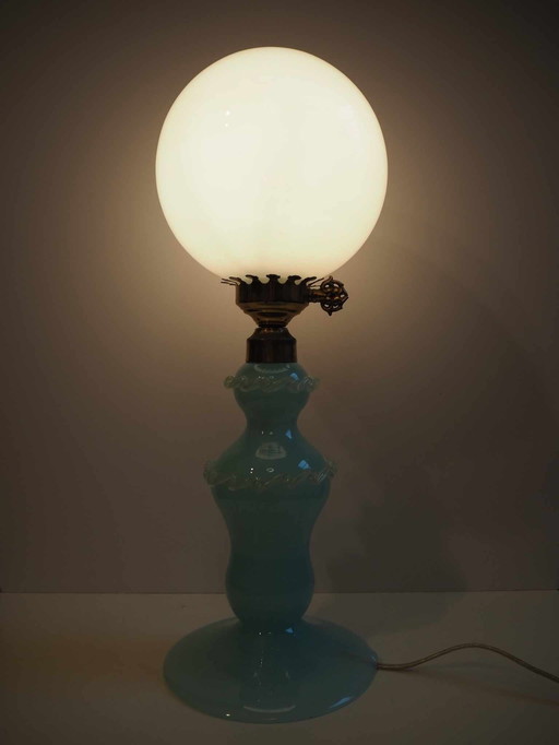 Lampe de table en opaline bleue, lampe sphérique, 1970