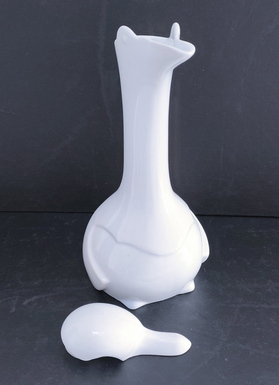 Image 1 of Carafe Oiseau Porcelaine Dlg Sandoz