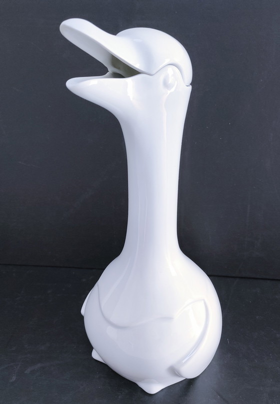 Image 1 of Carafe Oiseau Porcelaine Dlg Sandoz