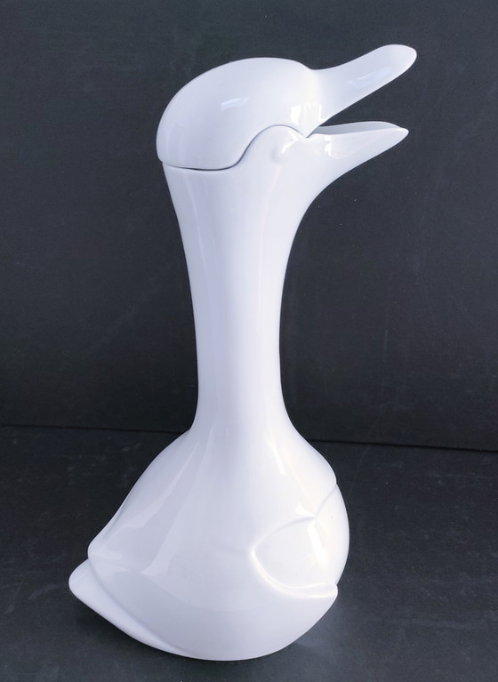 Image 1 of Carafe Oiseau Porcelaine Dlg Sandoz