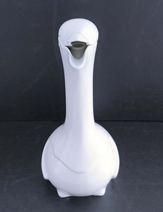 Image 1 of Carafe Oiseau Porcelaine Dlg Sandoz