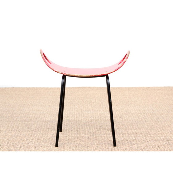 Image 1 of Tabouret rouge en acier par Olof Kettunen