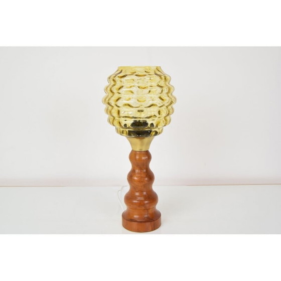 Image 1 of Lampe de table vintage en verre, bois et laiton, Tchécoslovaquie 1960