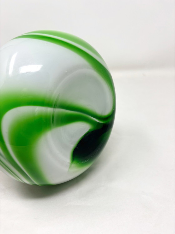 Image 1 of Vase En Opaline Carlo Moretti 