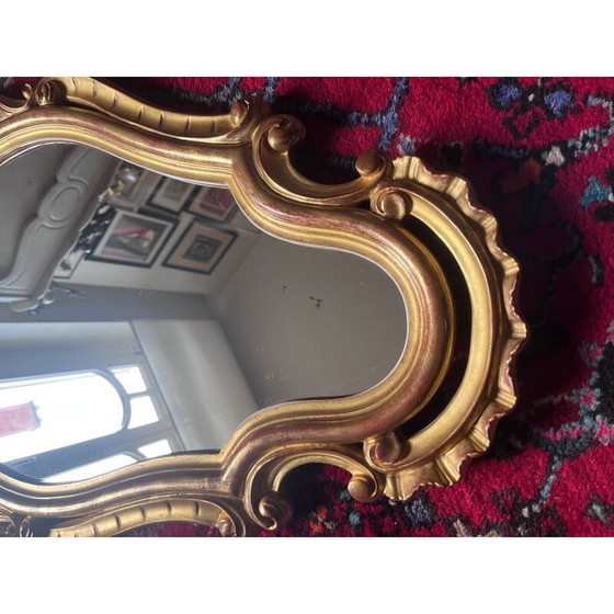 Image 1 of Miroir baroque vintage en bois doré