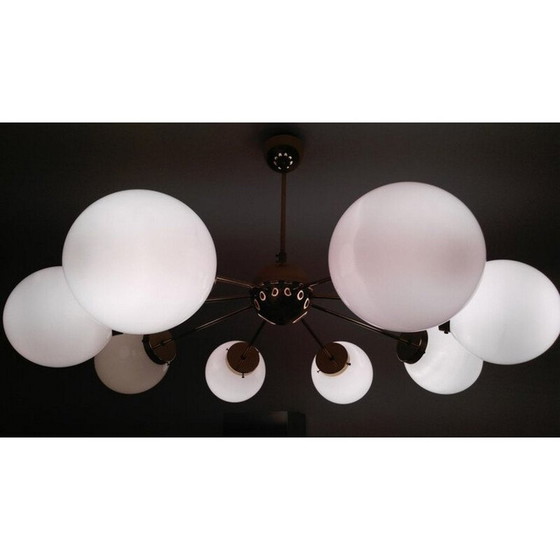 Image 1 of Paire de lustres vintage en verre opale et laiton, 1960