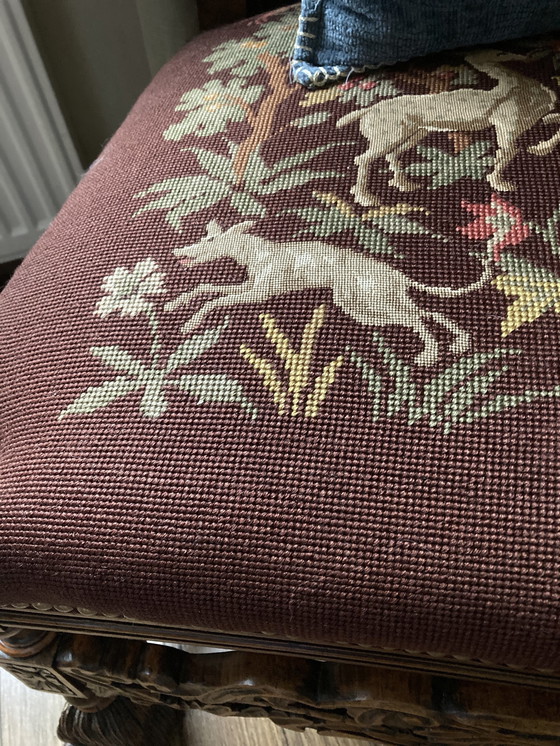 Image 1 of Chaise brodée vintage