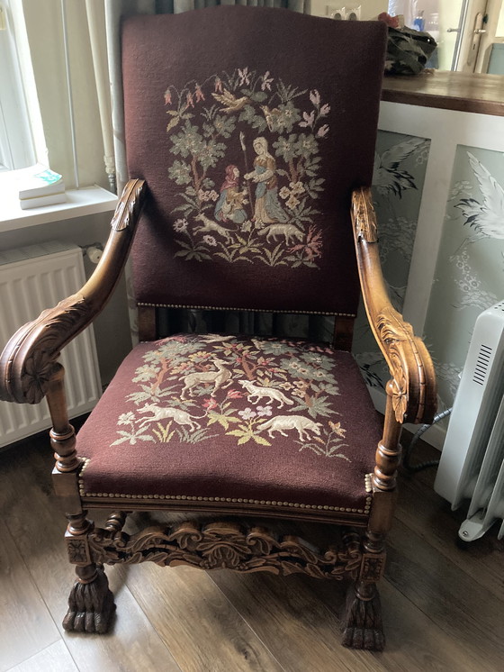 Image 1 of Chaise brodée vintage