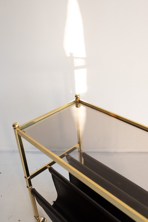 Table d'appoint vintage en laiton avec roulettes et support de lecture en cuir