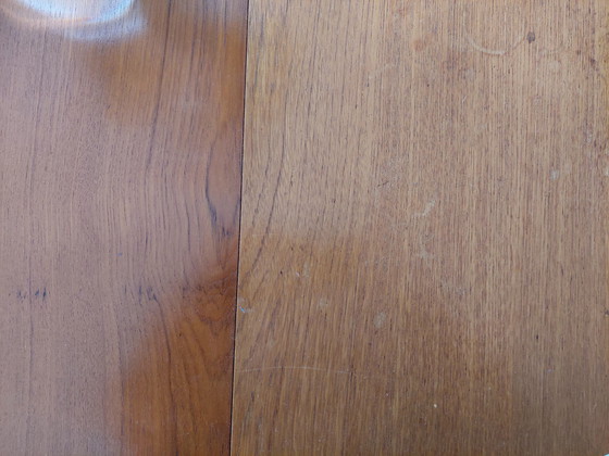 Image 1 of Table vintage danoise du milieu du siècle