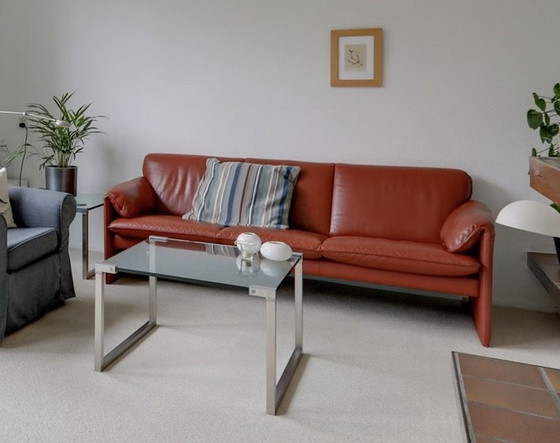 Image 1 of 2 X Table d'appoint Peter Ghyczy