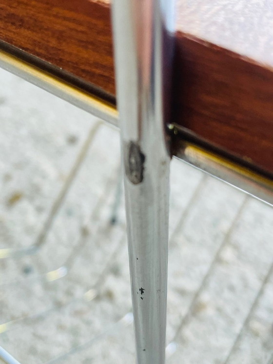 Image 1 of Table d'appoint vintage à 2 niveaux avec porte-revues, 1960S