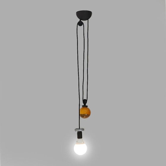 Image 1 of Lustre vintage en métal noir et plastique par Enzo Mari pour Artemide, Italie 1970