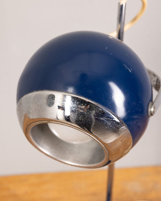 Image 1 of Lampe de table boule à œil bleue par Goffredo Reggiani, 1970