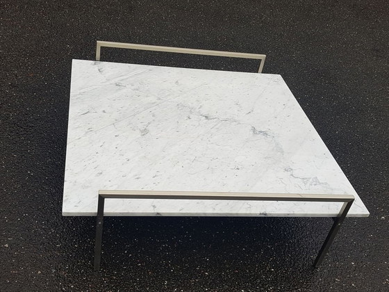 Image 1 of Table basse en marbre