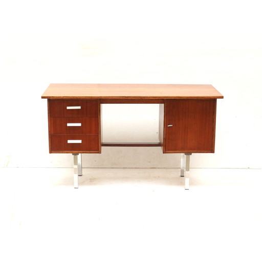 Bureau vintage avec tiroirs et porte fabriqué dans les années 1960