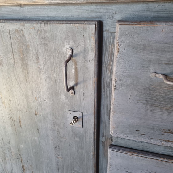 Image 1 of Etabli De Garage Patiné Gris Années 1930 En Pin