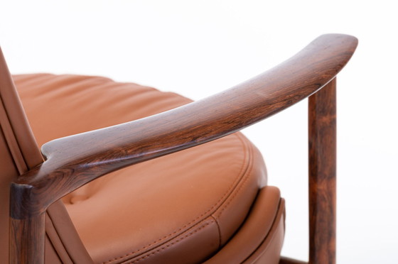 Image 1 of Chaise longue en cuir cognac et palissandre par Ib Kofod Larsen pour Fröscher, 1970S