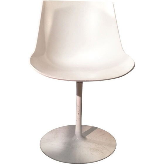 Image 1 of Chaise tulipe vintage en plastique