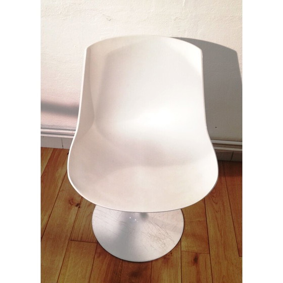 Image 1 of Chaise tulipe vintage en plastique