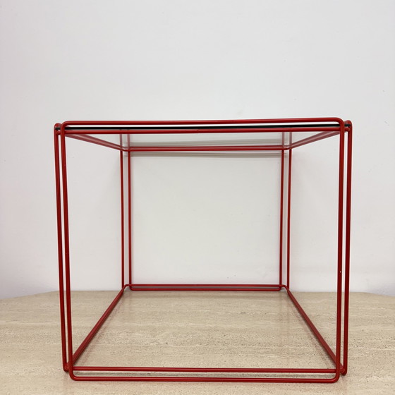 Image 1 of Max Sauze Table d'appoint Isocele , 1970S