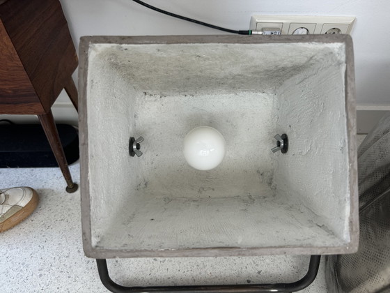 Image 1 of Lampe en béton