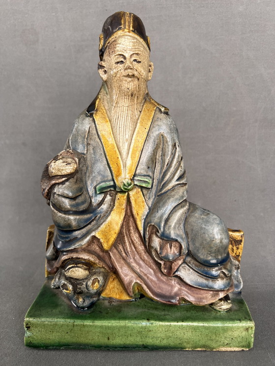 Image 1 of Immortel, Dignitaire Fahua en céramique émaillée de la dynastie Ming, signé. 17ème siècle, Dynastie Ming,