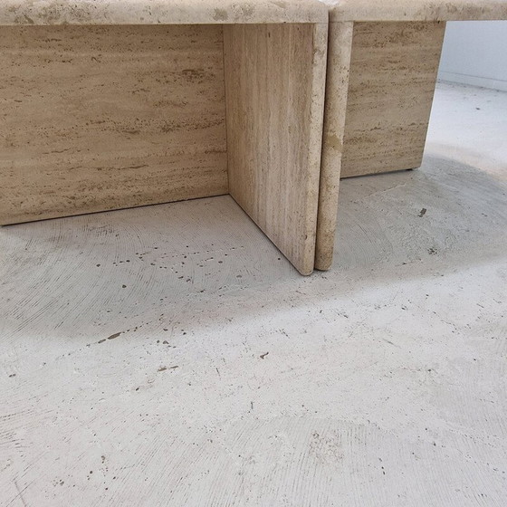 Image 1 of Paire de tables basses italiennes vintage en travertin, années 1980