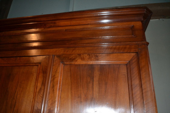 Image 1 of Armoire Louis Philippe en noyer